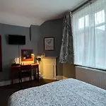 Charlotte Guest House